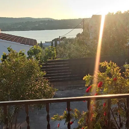 Apartment Tiha Necujam